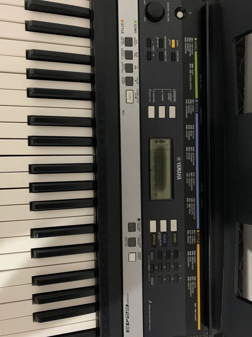 Teclado yamaha psr-e243 - Foto 3