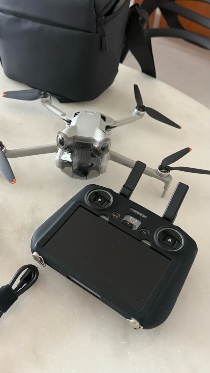 Done dji mini 4 pro combo fly more dongle 2 e lançador  - Foto 3