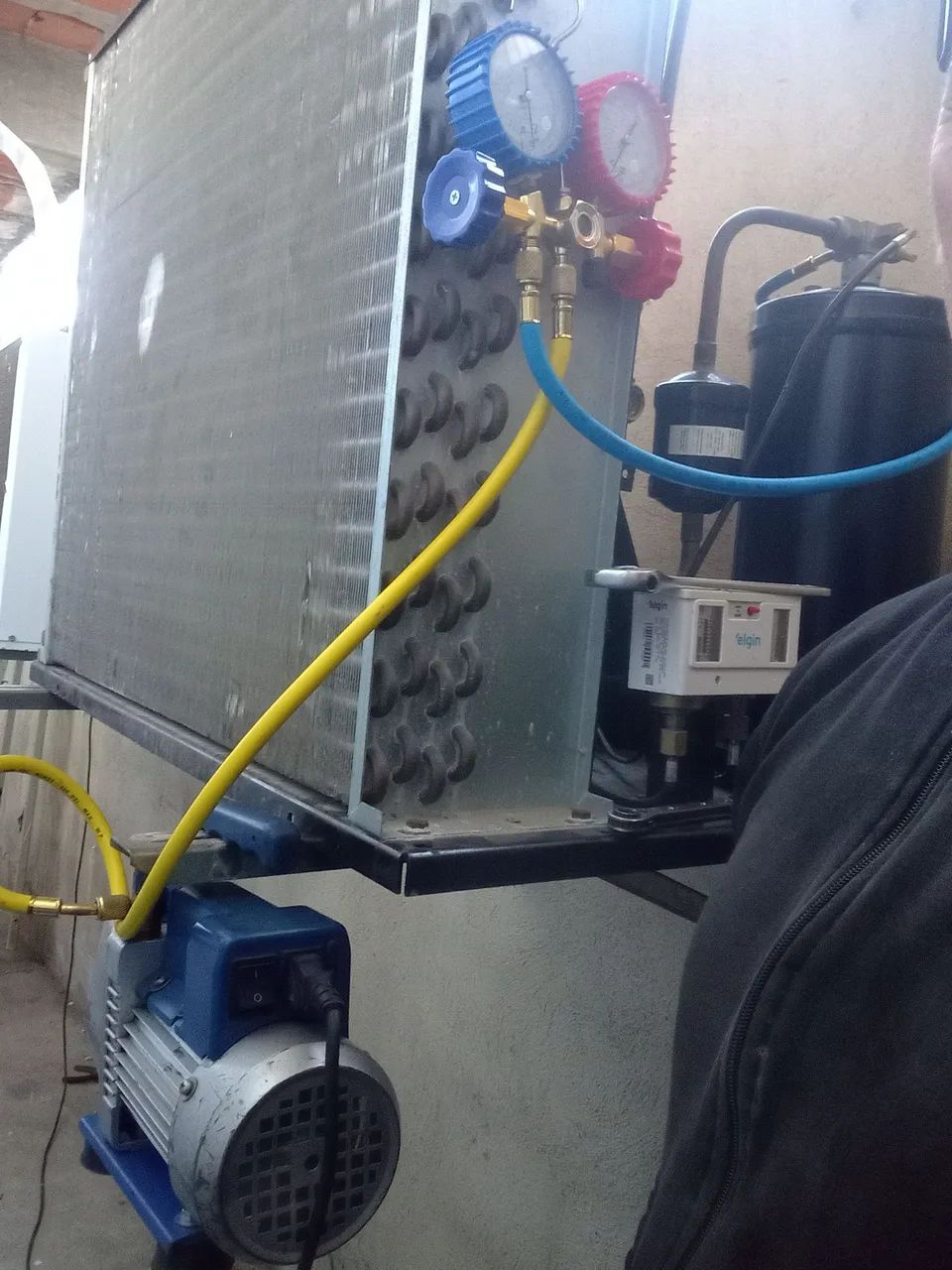 Conserto de geladeira refrigeraçao comercial  - Foto 5