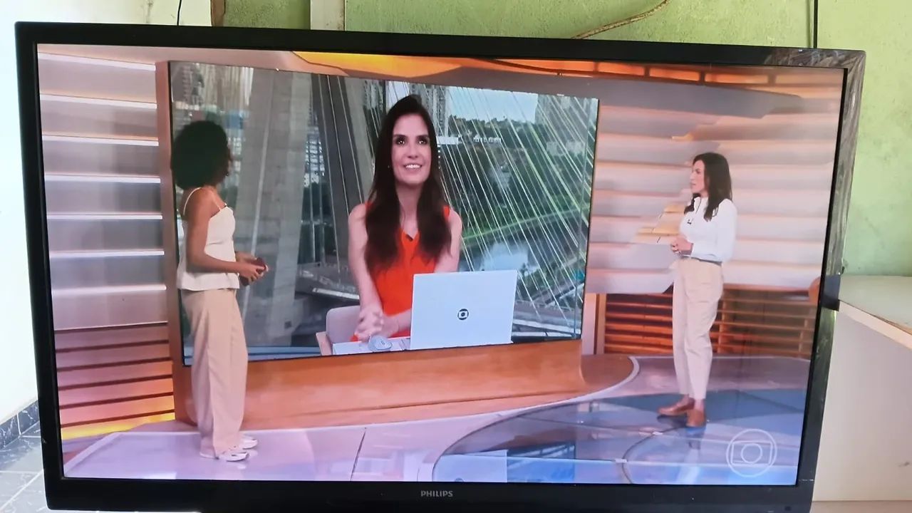 TV 42 polegadas