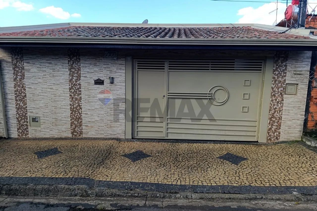 "Casa em Capivari: Conforto e Praticidade"