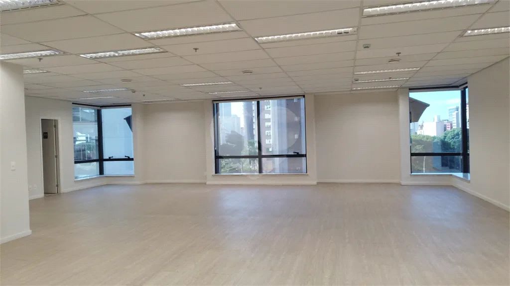 Salas para locação em Paraíso - SP