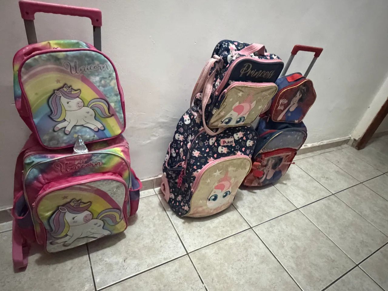 Vendo bolsas usadas em bom estado  - Foto 4