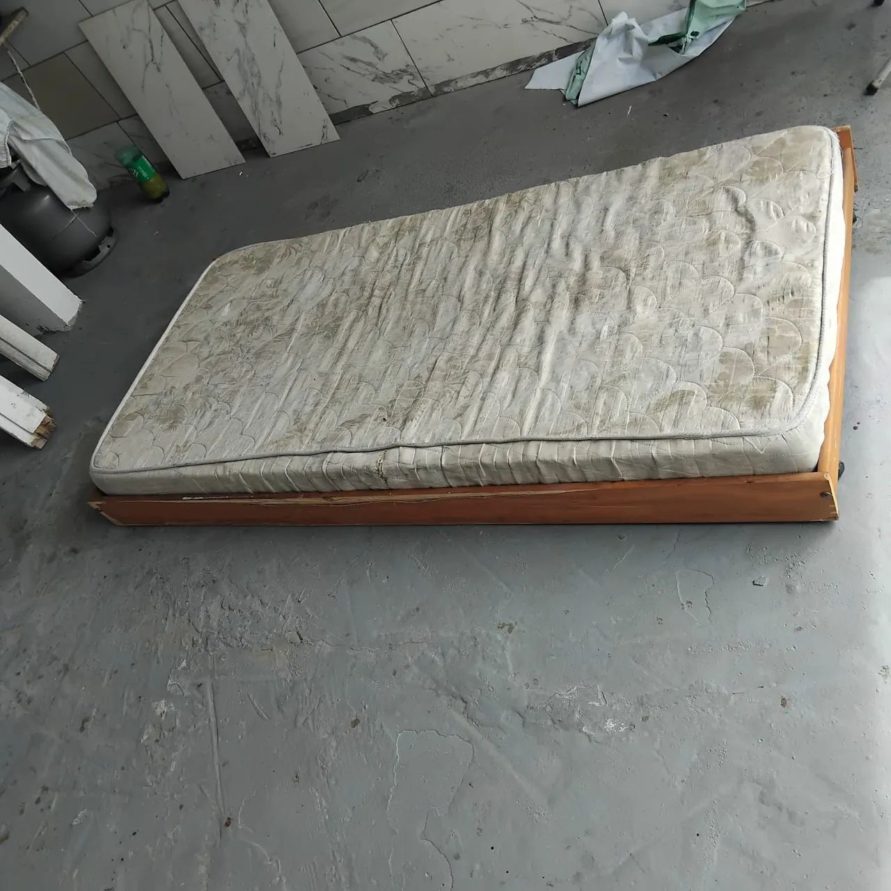 Cama de solteiro com colchão  - Foto 3