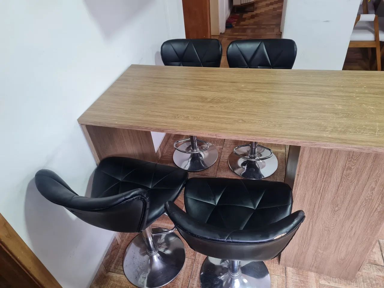 Mesa com cadeiras  - Foto 2