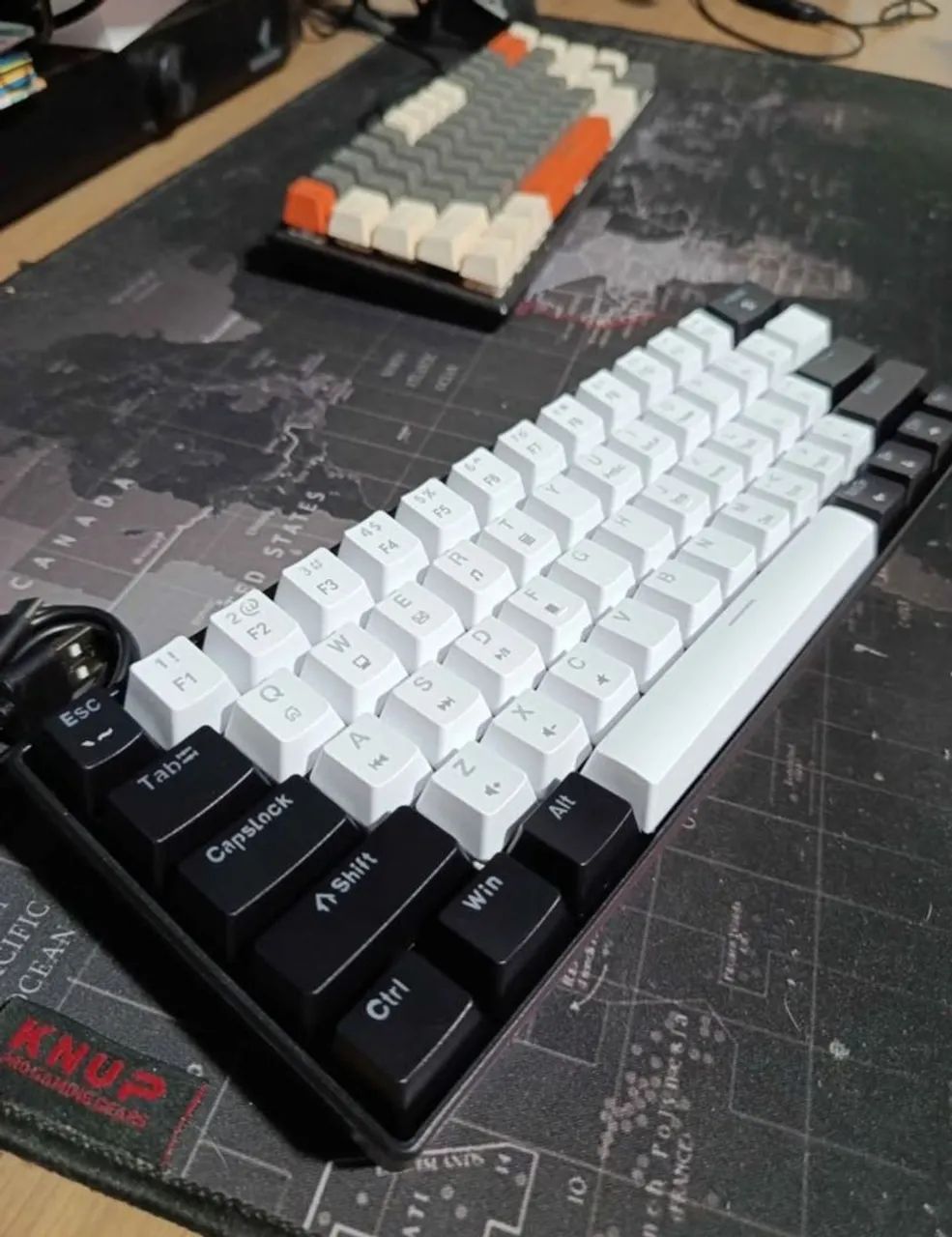 Teclado mecânico Gamer 60% - Foto 4