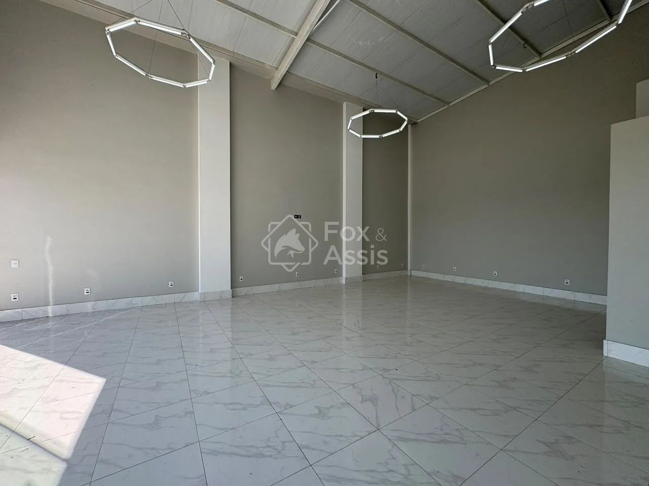 Salão de Esquina para locação! - Foto 5