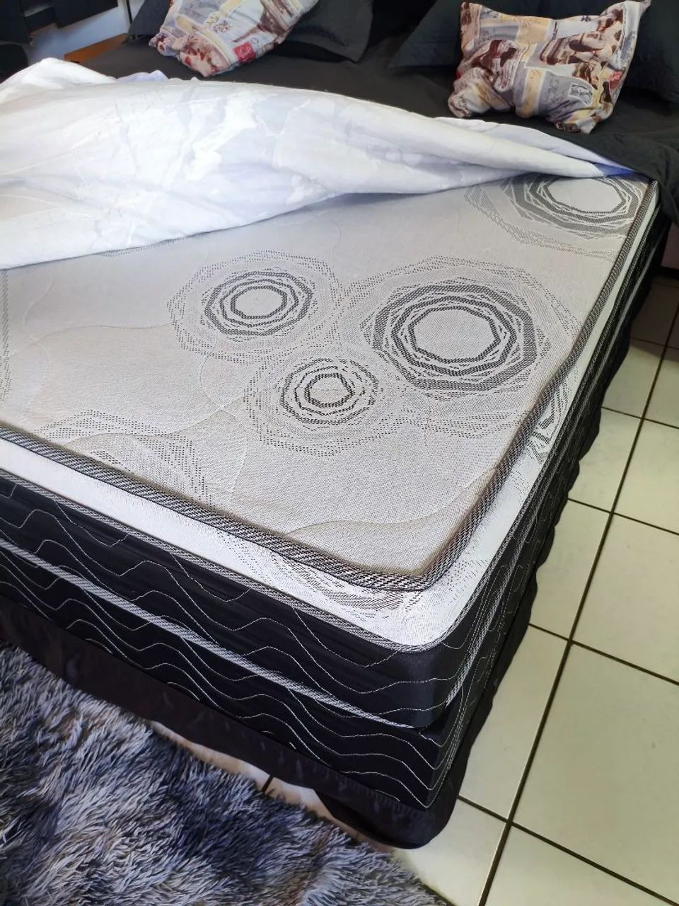 Vendo cama Queen - Foto 3