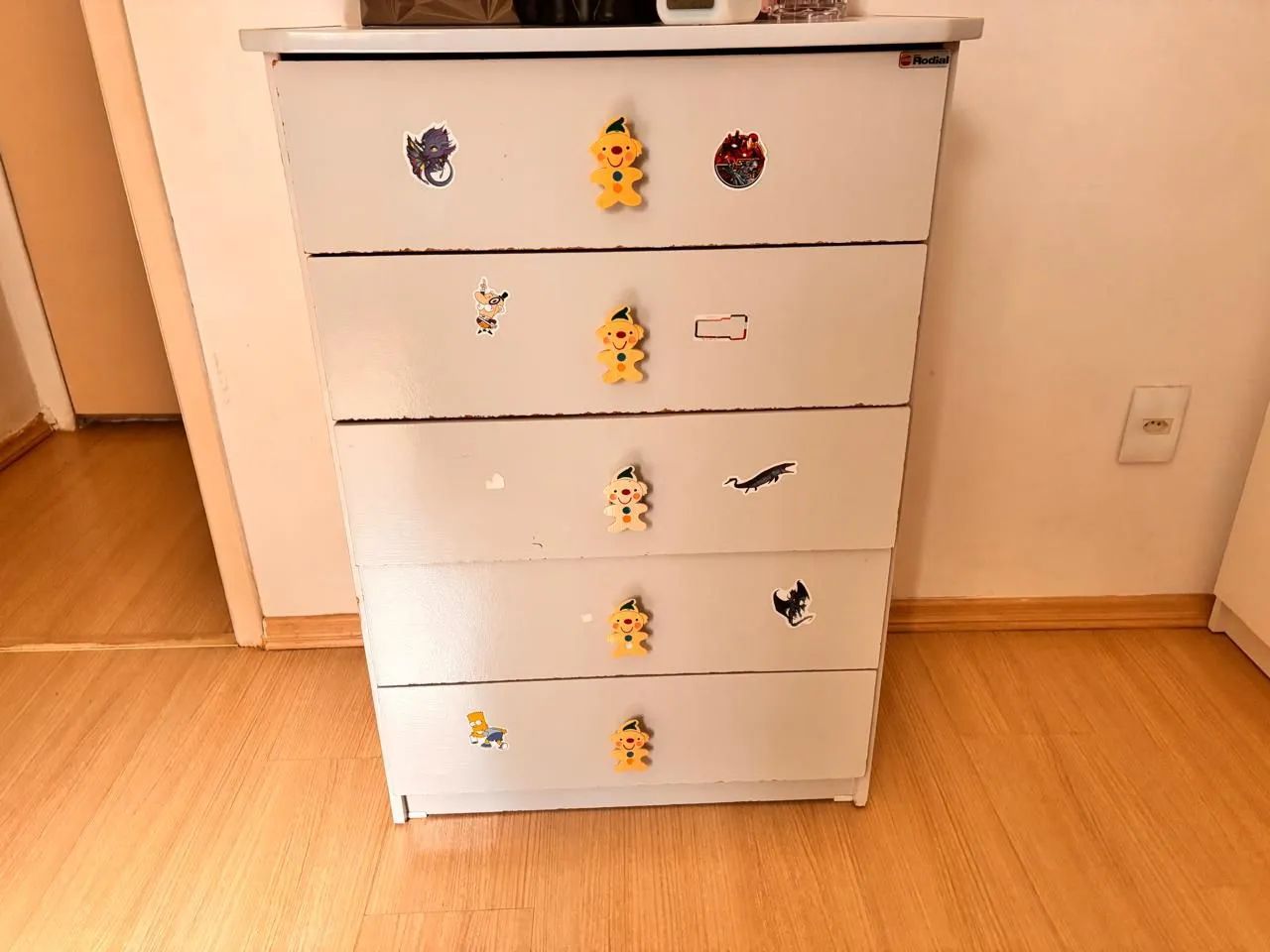 Cômoda infantil usada