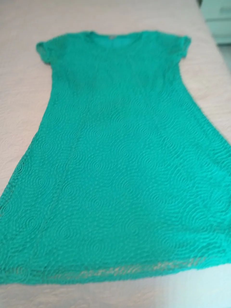 Vestido midi em renda verde com forro. - Foto 5