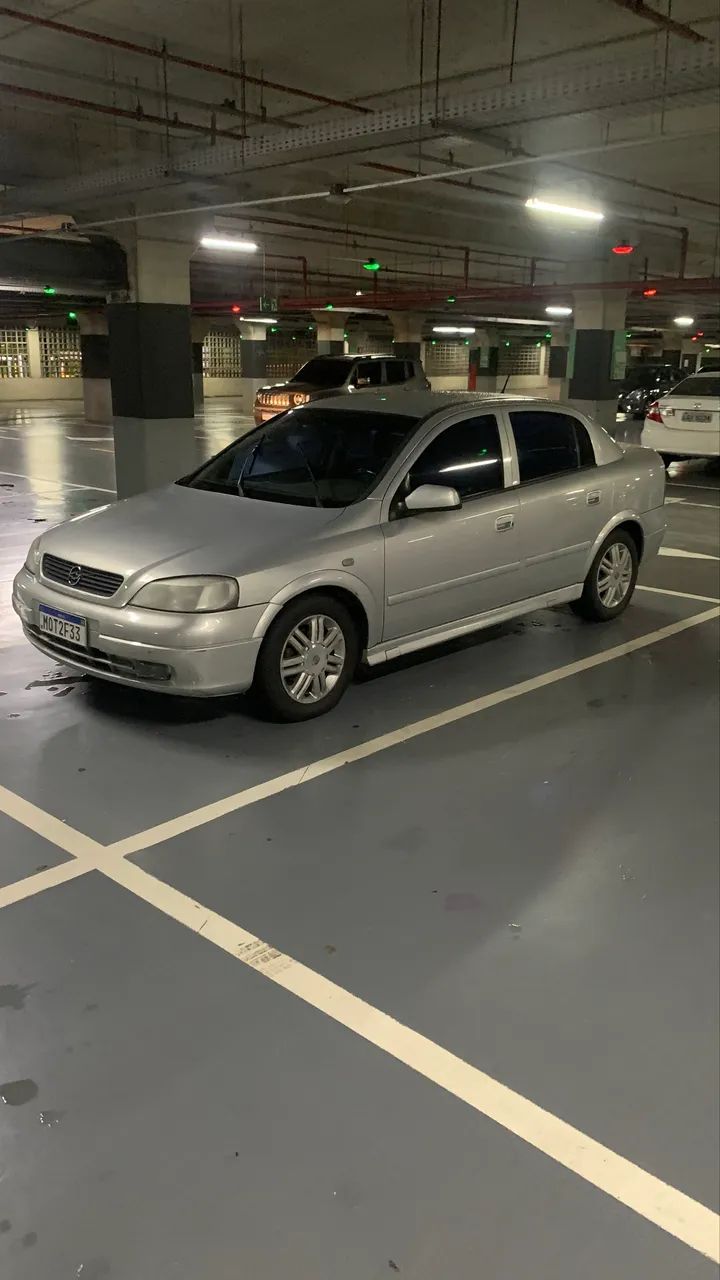 Chevrolet Astra Sedan 2.0/ CD 2.0 MPFI 8V 4P Aut. 2002