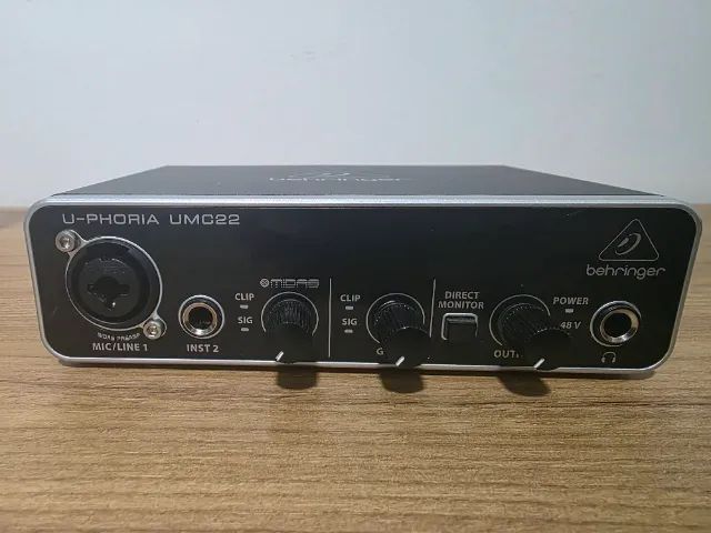 Behringer UMC22