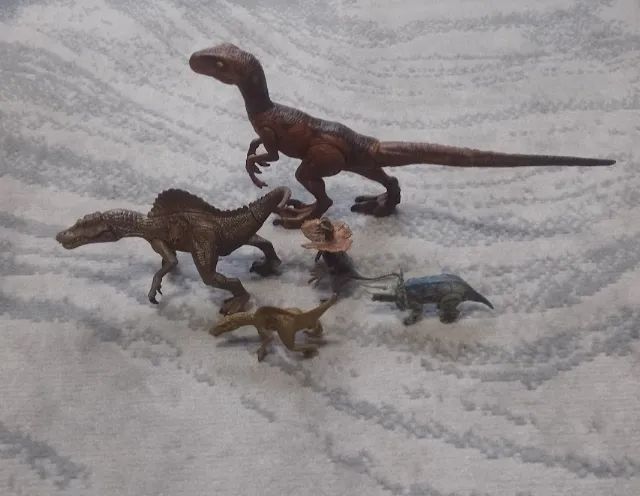 Lote 5 dinossauros jurassic park - Foto 2
