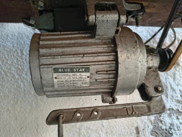 Máquina Overlock - Foto 2