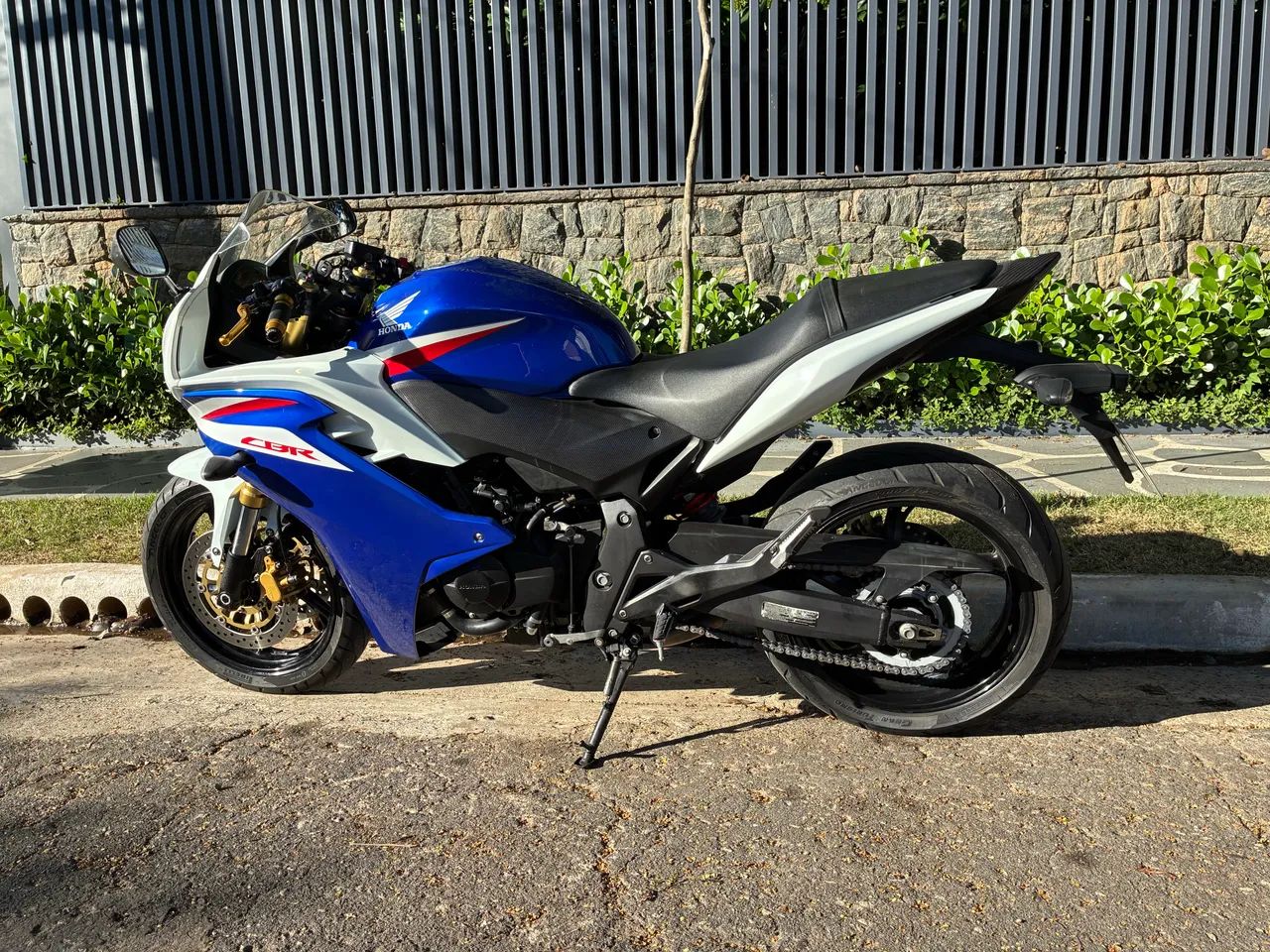HONDA CBR 600F 2014  - Foto 3