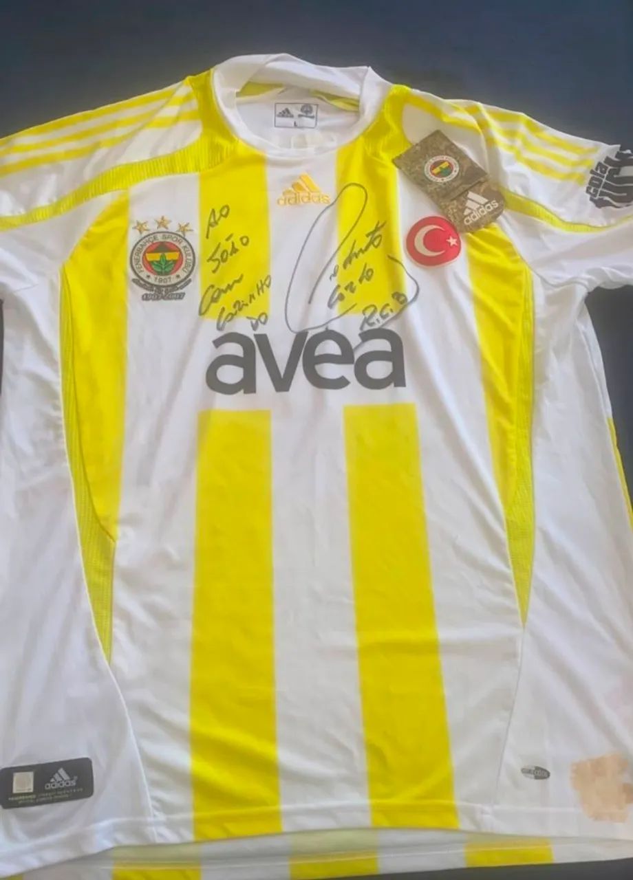 Fenerbahçe e foi lançada para a temporada 2007/2008 (ano do centenário do
