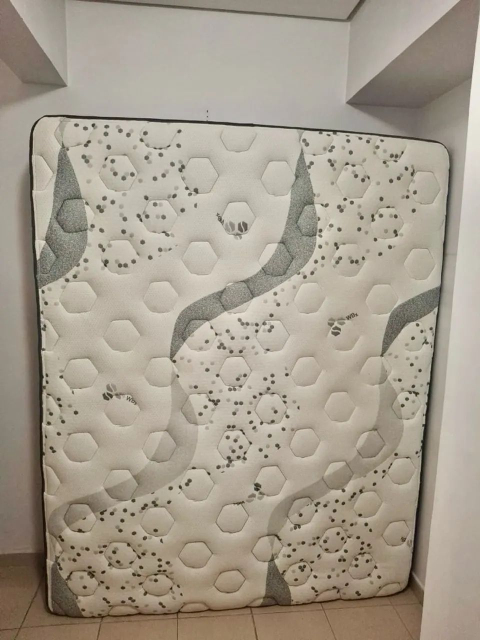 Colchão Simmons Bioceramics King 