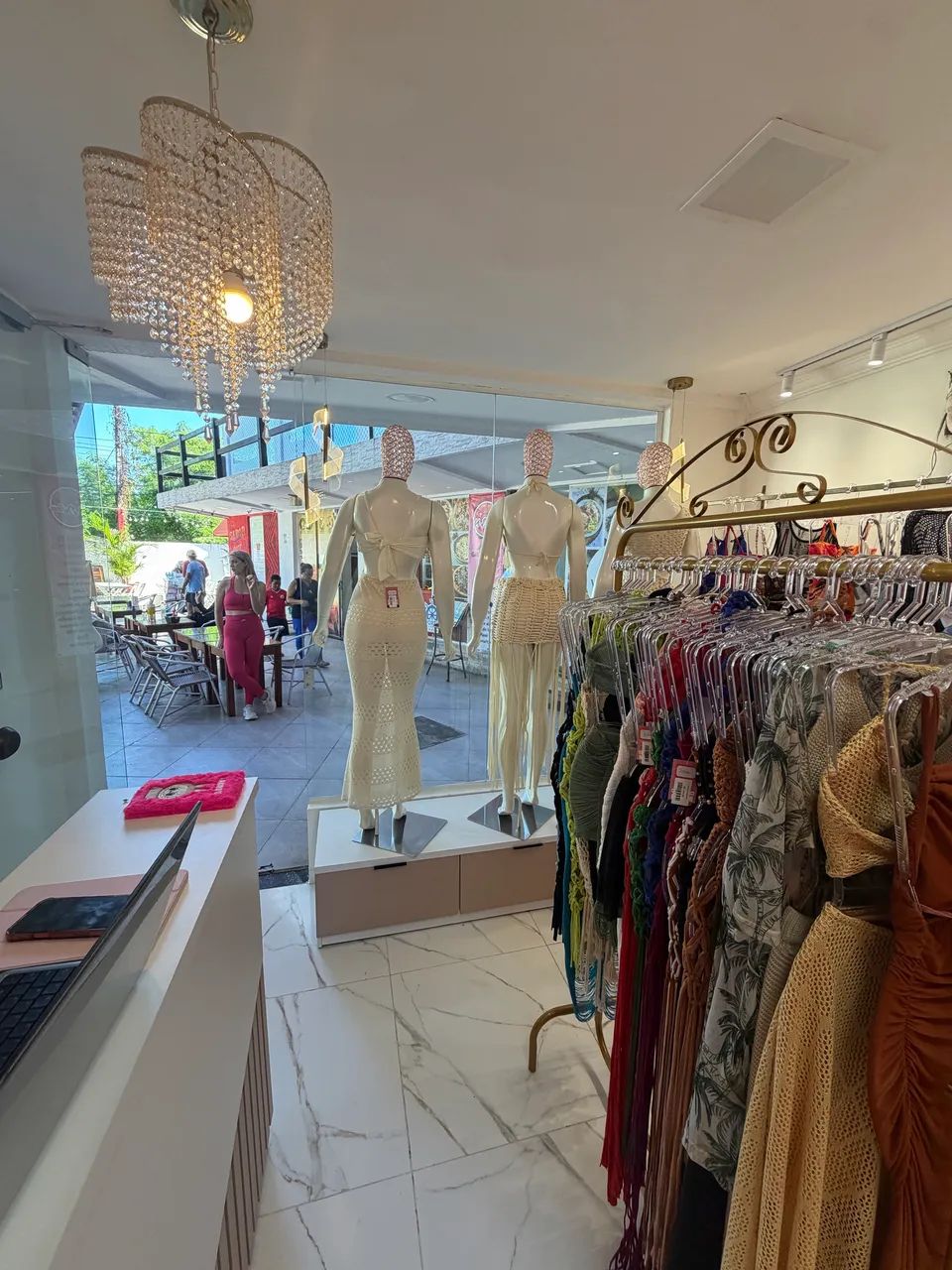 Vendo linda loja de roupas Porto de Galinhas  - Foto 5