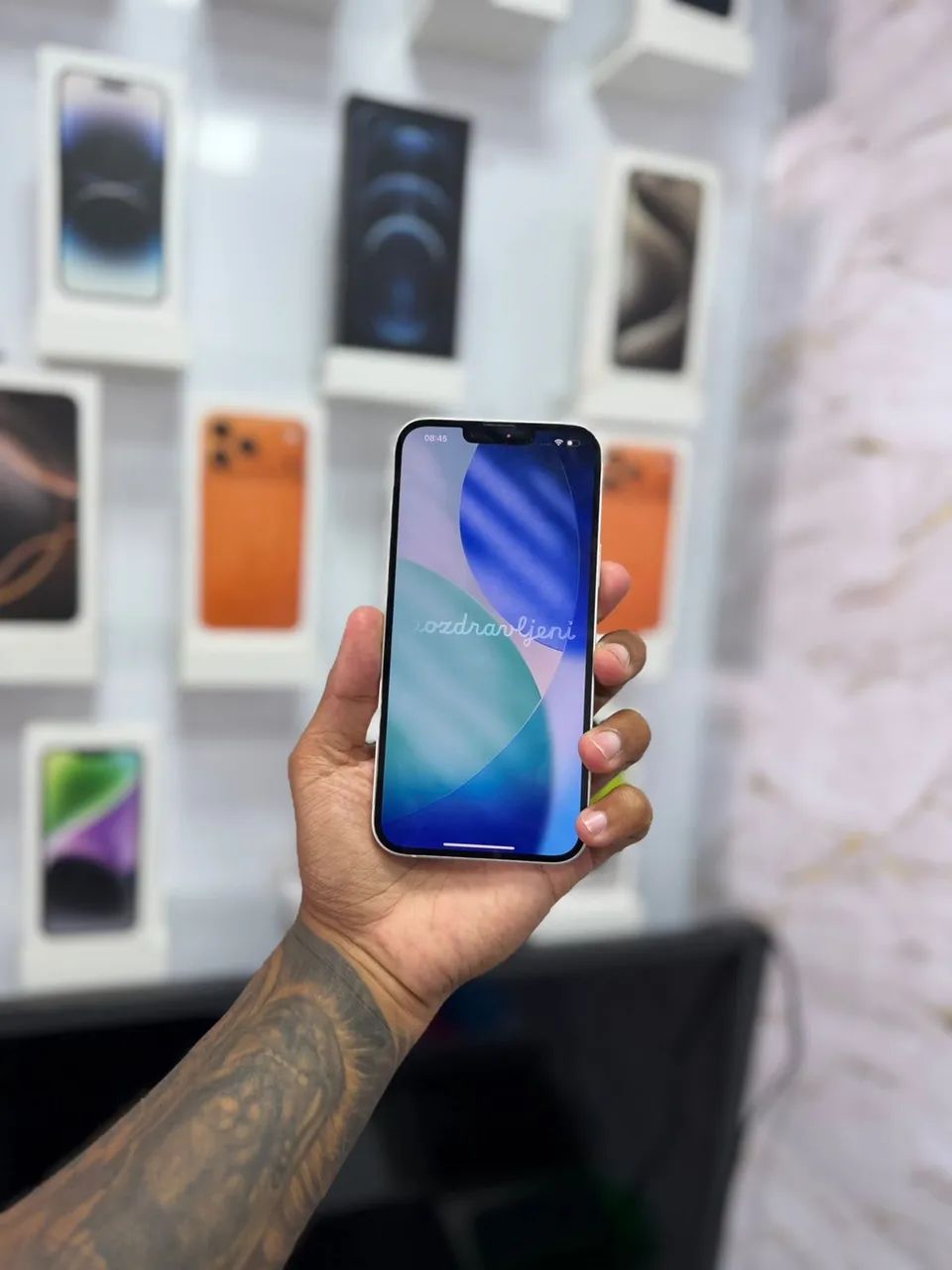 iPhone 14 PLUS - 128GB ?2.699 - Celulares e Smartphones