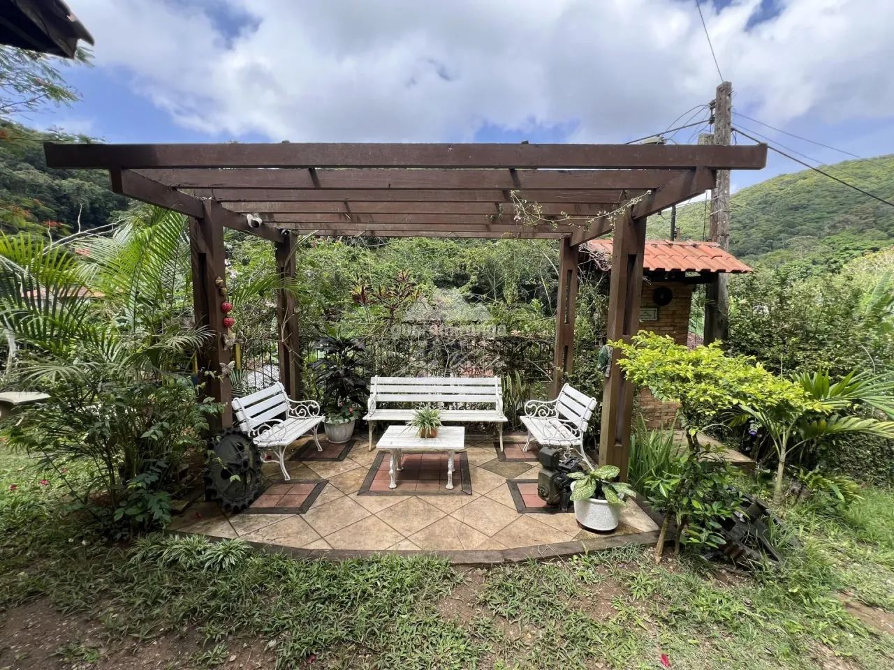 POUSADA A VENDA EM PACOTI - Foto 4