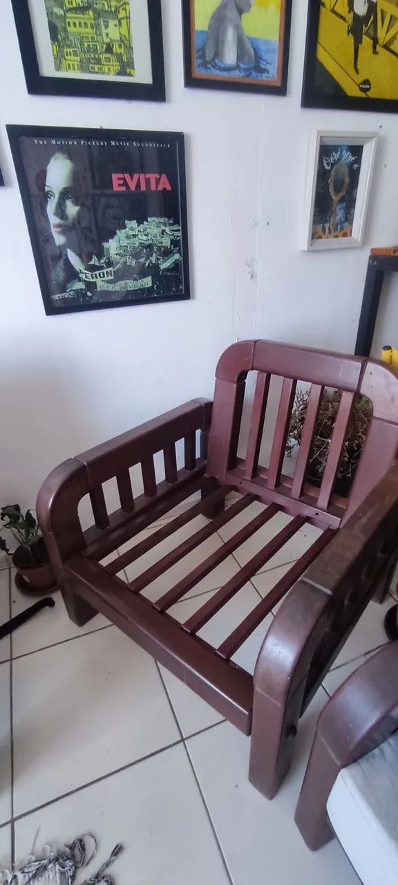 Sofá 3 lugares mais 2 poltronas em madeira maciça. - Foto 3