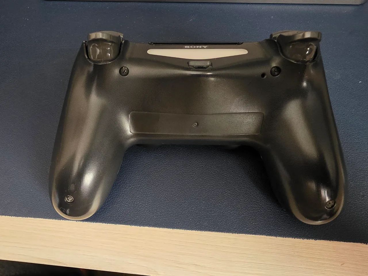 Controle de PS4 DualShock 4 - Preto - Foto 2