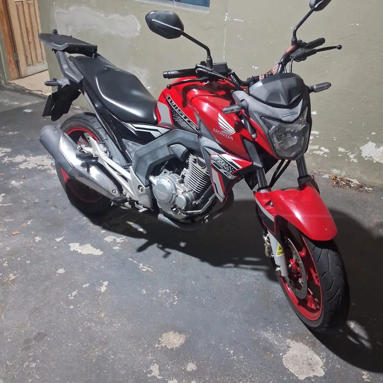 Cb twister 250 