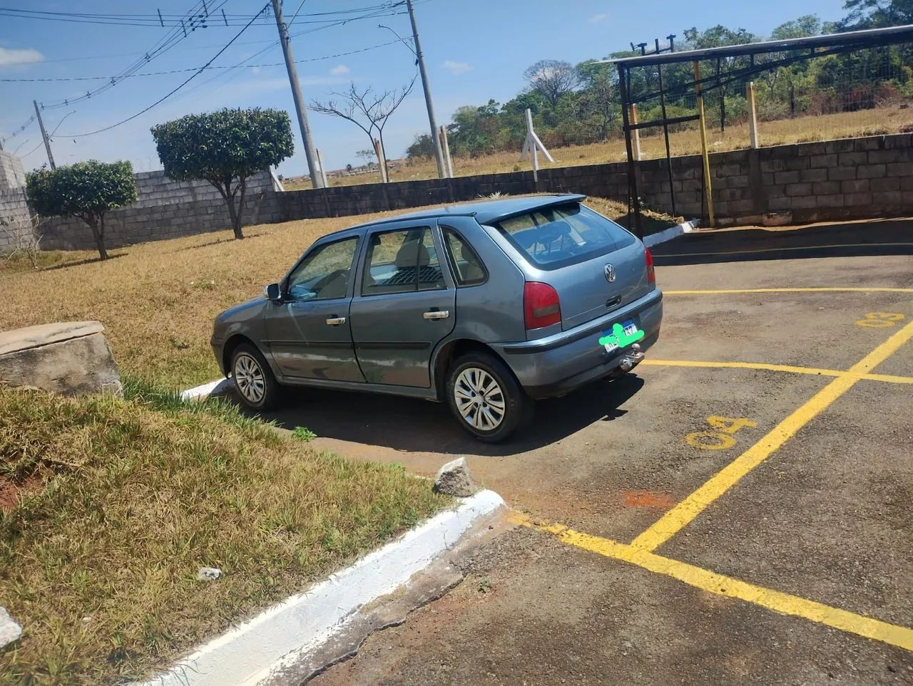 Volkswagen Gol 1.0 Plus 16V 4P 2000