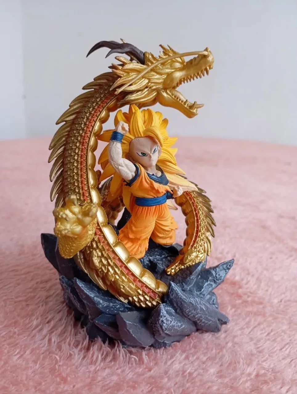 Boneco Action Figure Goku Super Saiyajin 3  - Foto 4