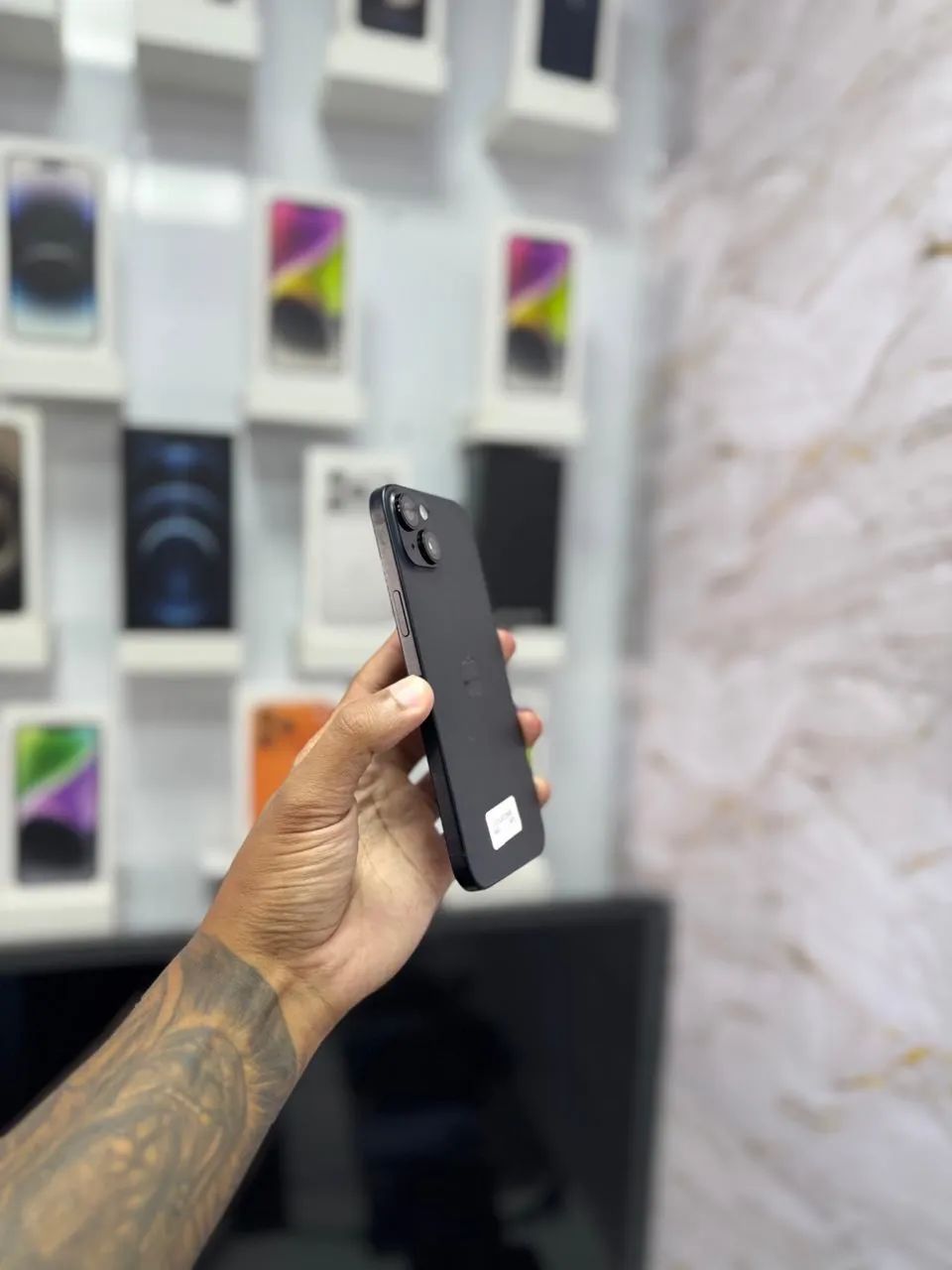 IPHONE 15 PLUS 128 GB R$3.300,00 - Foto 2
