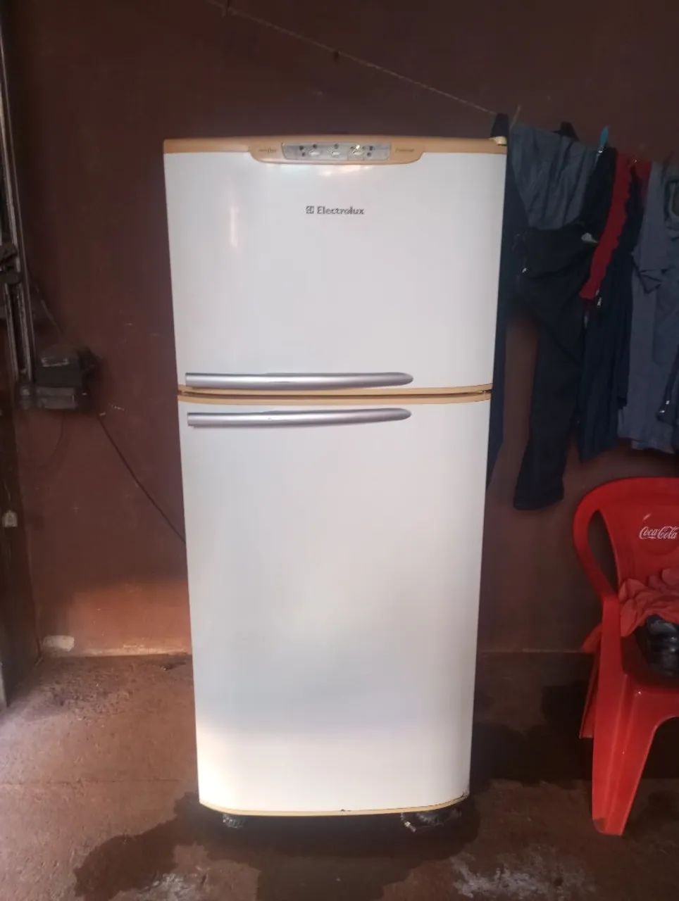Geladeira Electrolux dff37 