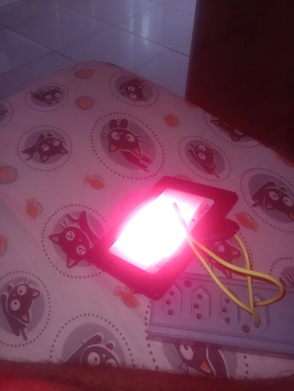 Vendo essa refletor Roza 80 reais Contato * chama no WhatsApp  - Foto 2