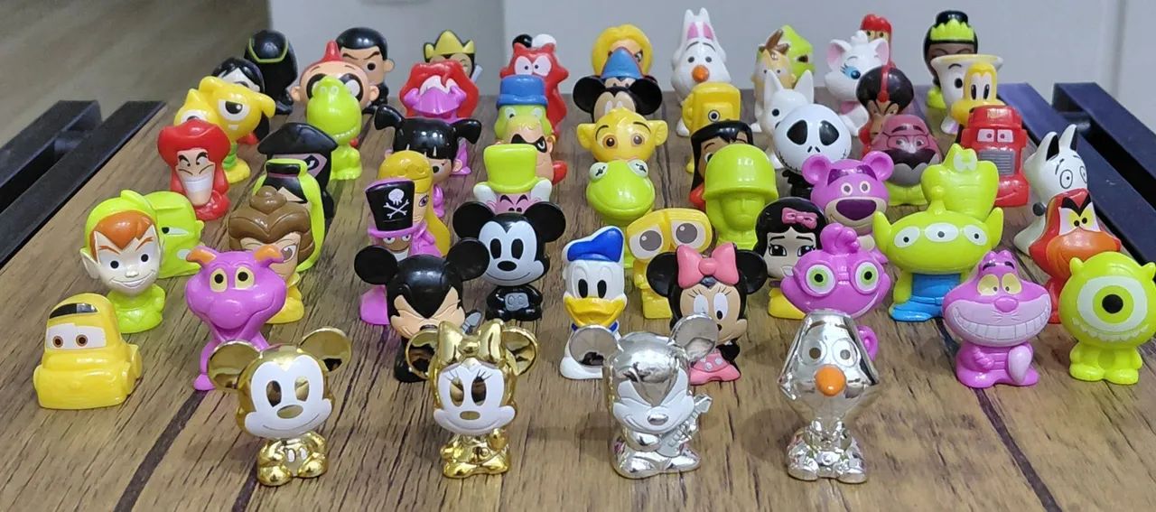  Gogos Disney 65 peças variados . - Foto 4