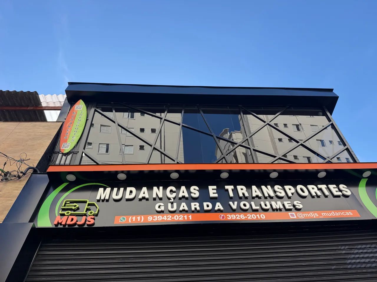 Contrata-se vendedoras e operadoras de telemarketing 