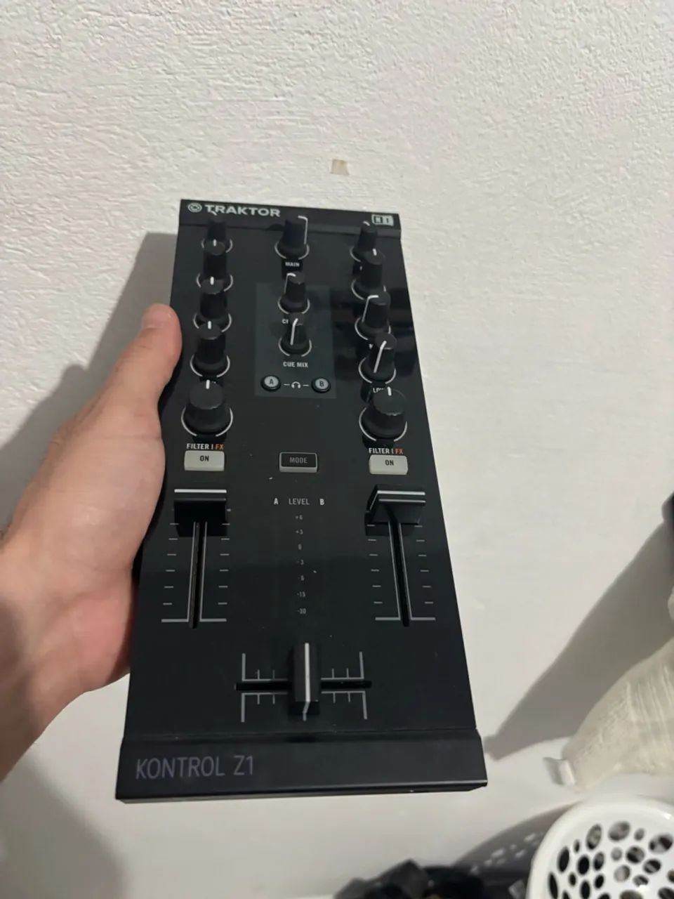 TRAKTOR KONTROL Z1 - CONTROLADORA - Foto 3