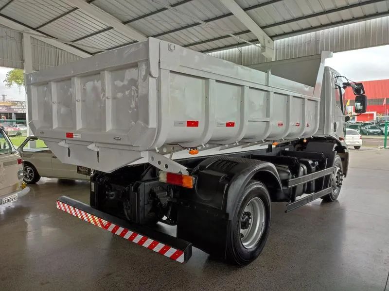 FORD CARGO 1719 2013 - Foto 3