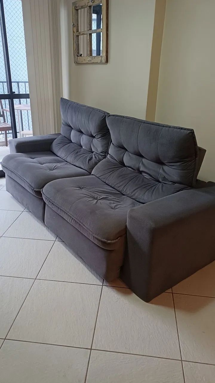 Sofá retrátil suede cinza - Foto 4
