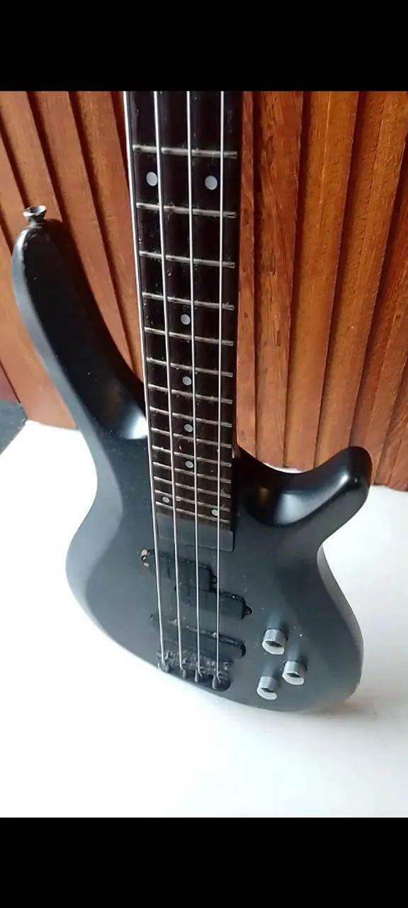 Vendo baixo 4 cordas e caixa amplificadora  - Foto 4