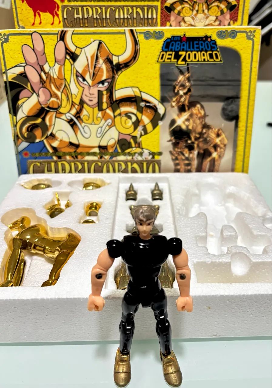 Cavaleiro do zodíaco capricórnio bandai - Hobbies e coleções