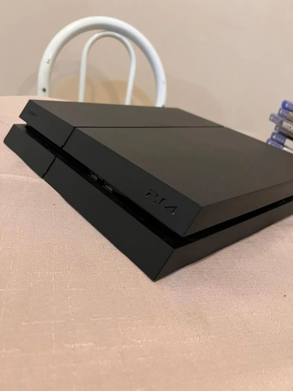 Playstation 4 PS4 + 2 controle + 7 jogos - Foto 6