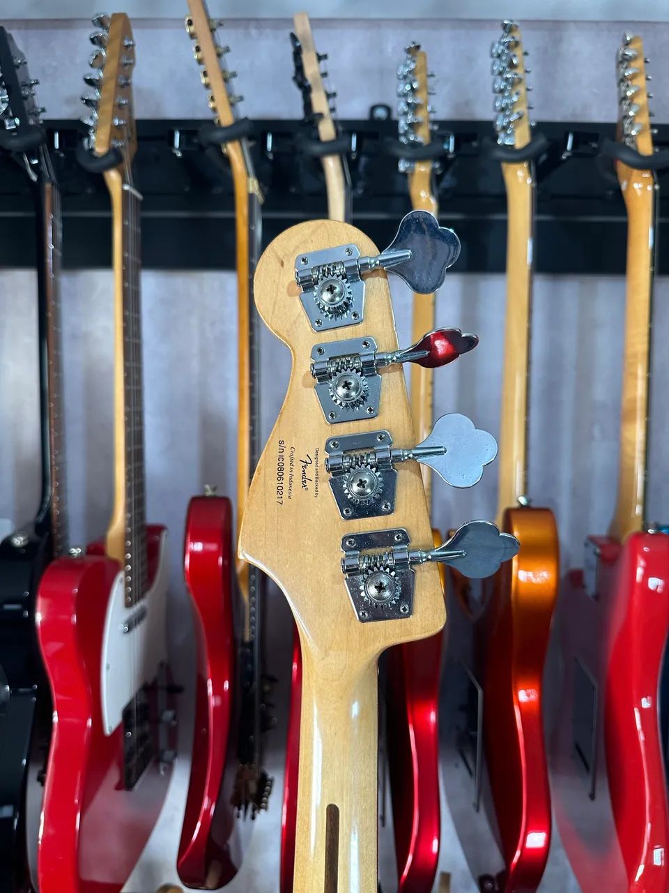 Contra baixo Squier Jazz Bass Standard Series - Instrumentos
