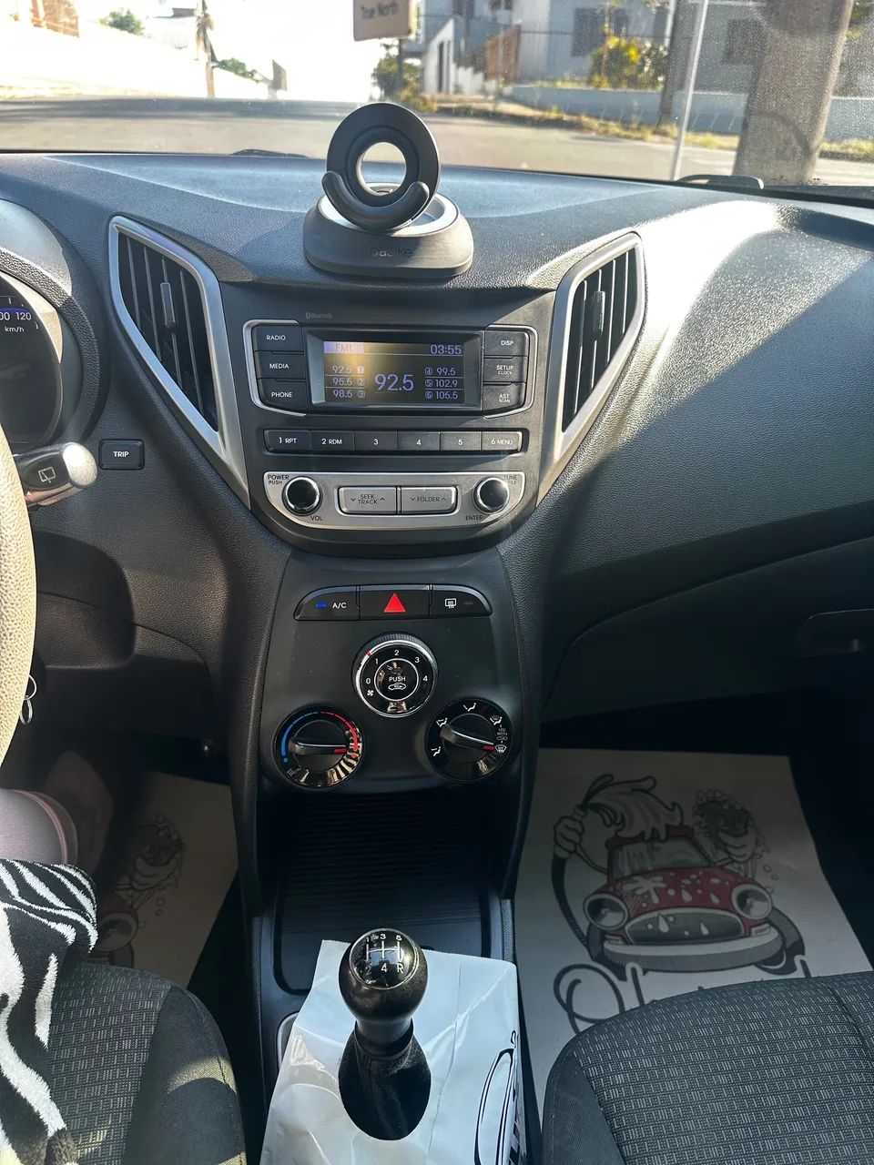 Hyundai HB20 Comf./c.plus/c.style 1.0 Flex 12V 2017 - Foto 4