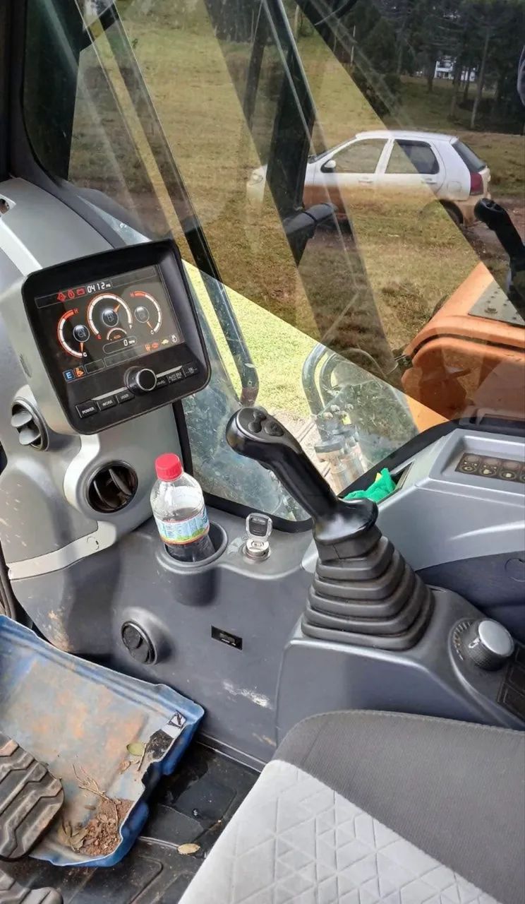 Escavadeira Hidráulica Hyundai 2021 - Foto 3