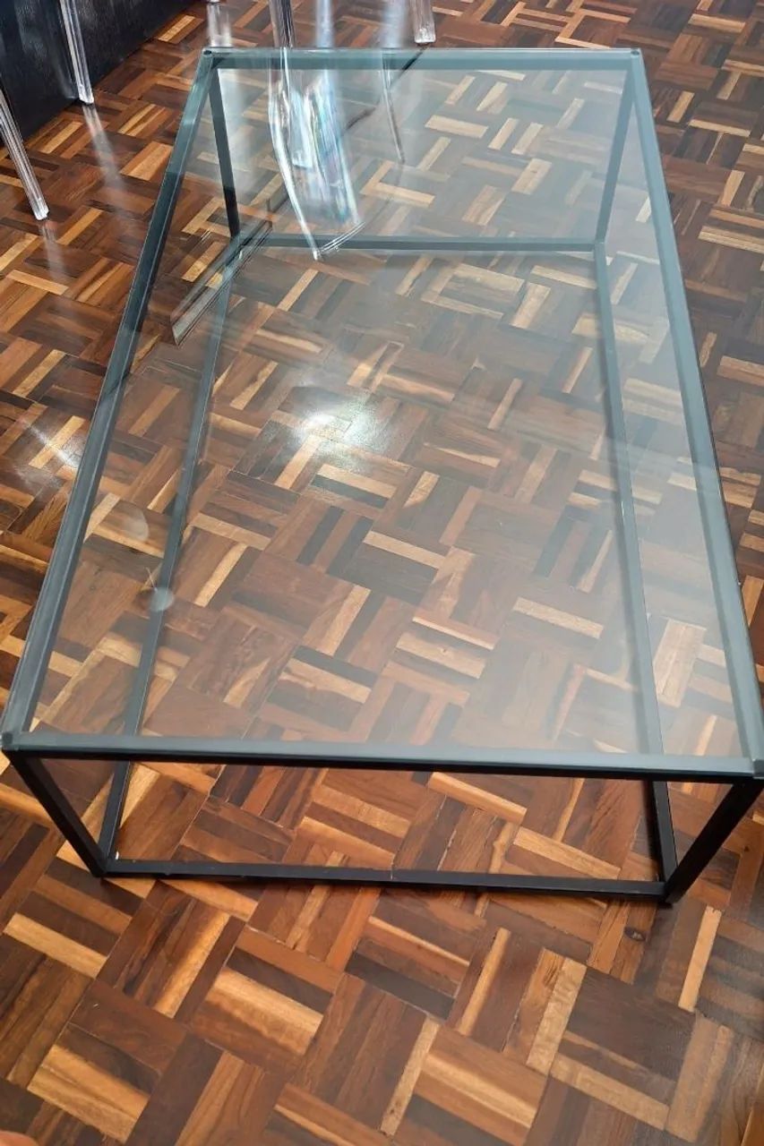 Mesa de centro Tok e Stok. 1,10mx60cm