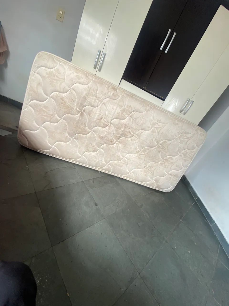 Colchão com molas solteirão 
