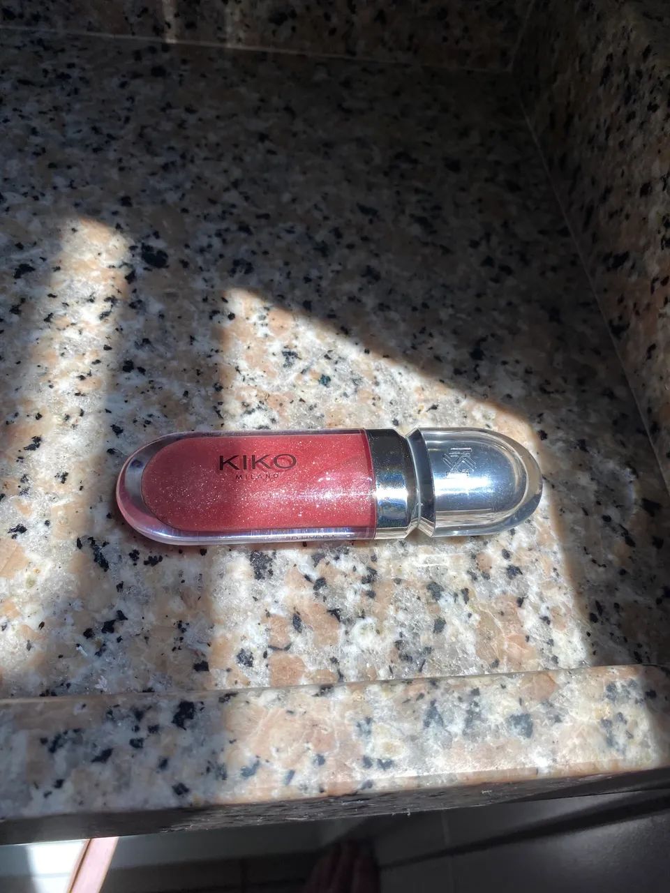 Gloss Kiko Milano nunca usado Cor 17 - Foto 2