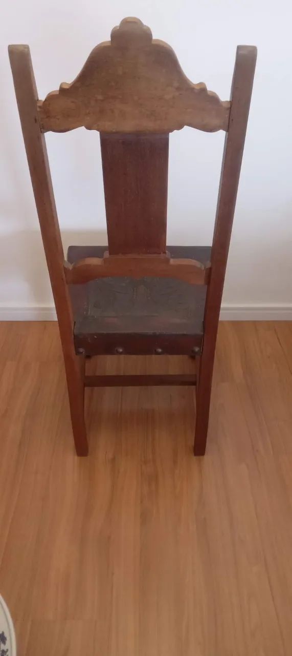 Cadeira maciça com couro, antiquidade - Foto 3