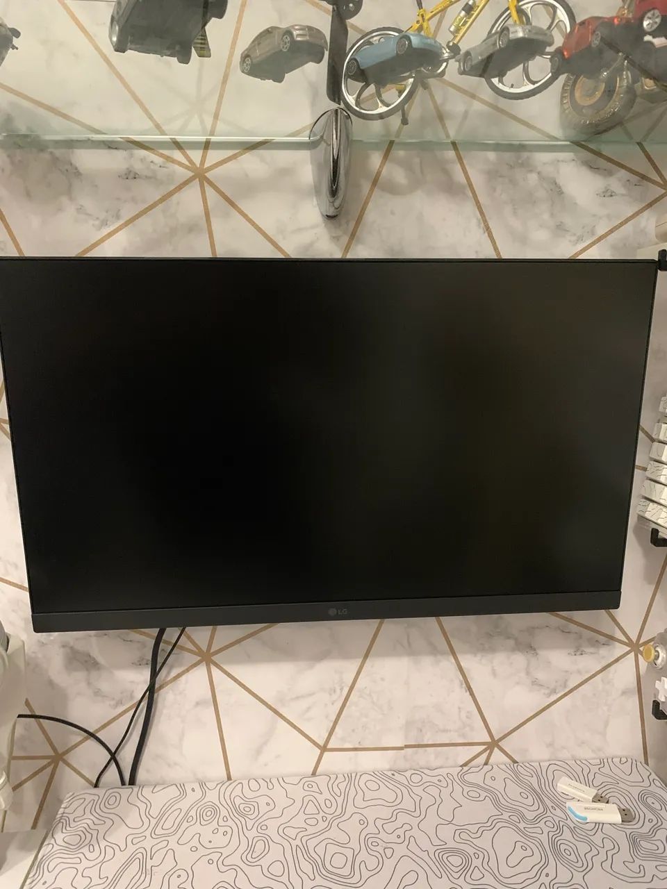 Monitor LG ultragear 24" 180Hz impecável - Foto 4