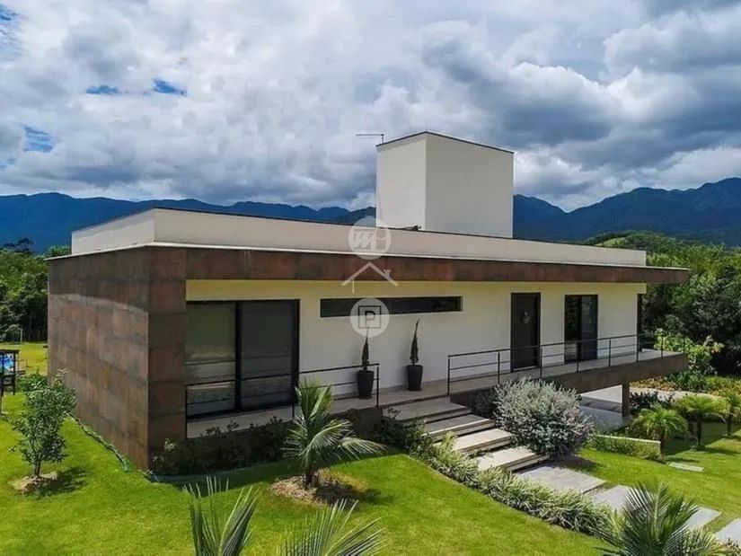 Casa 3 Quartos com 3 Suítes - Sul do Rio - imv