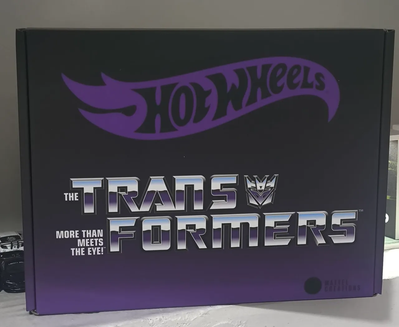 Hot Wheels Rlc Transformers Nemesis Prime Preto - Hobbies e